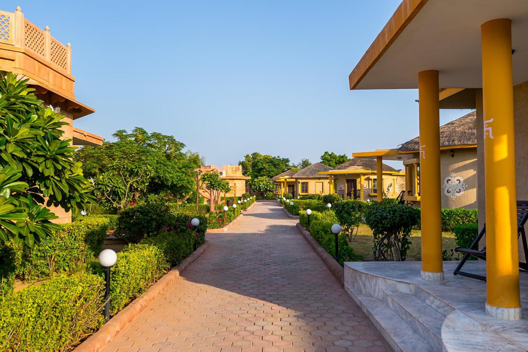Thar Oasis Resort And Camp Dechu Esterno foto